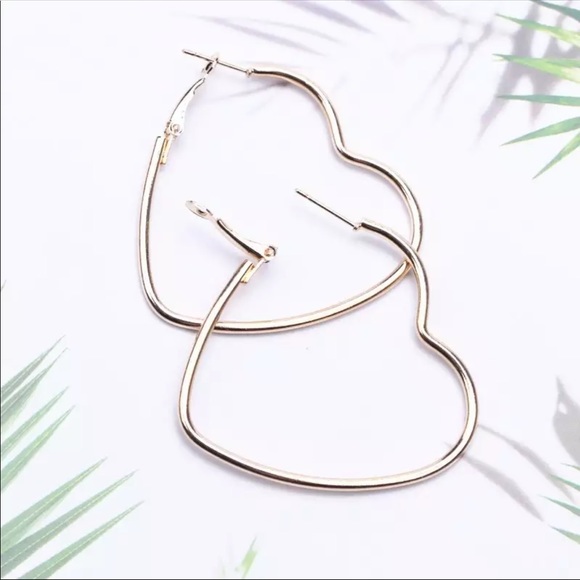 Jewelry - New Cute Hollow Big Heart Hoop Earrings